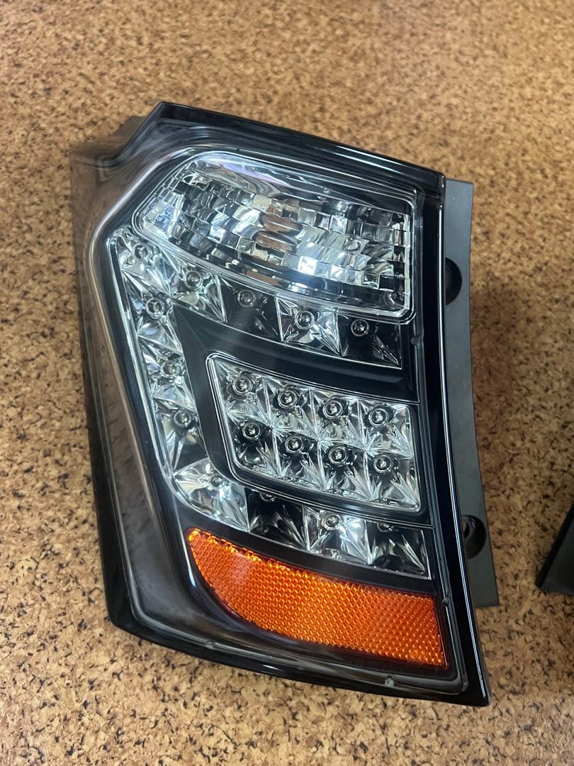 GB3フリード　スパイク　LED 社外テールライトまことさま専用