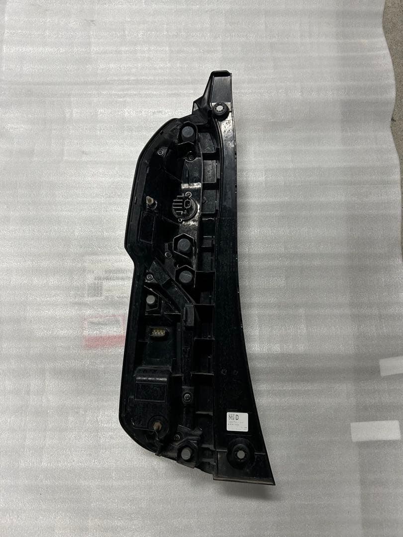 がばちょ N-BOX カスタム　JF3 テールレンズ　テールランプ　右