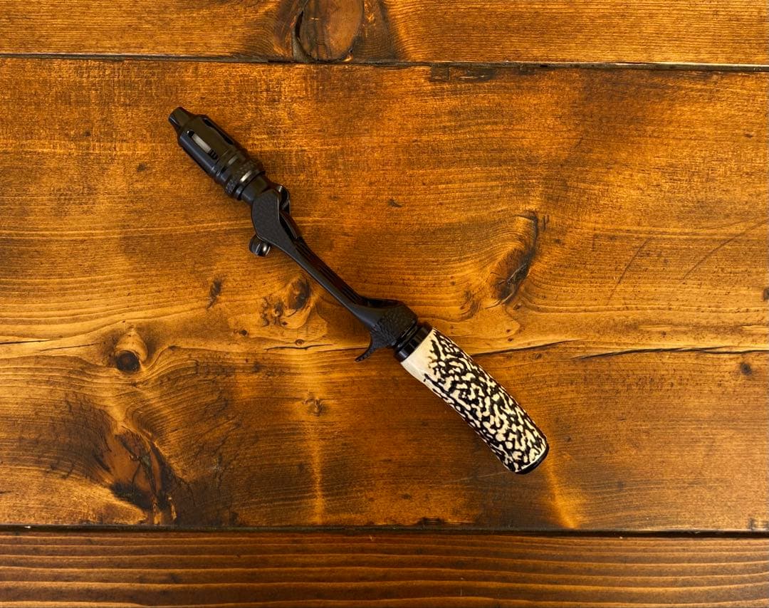 ガングリップ　鹿の角グリップ　トラウト　渓流　ハンドメイド　ロッドビルディング