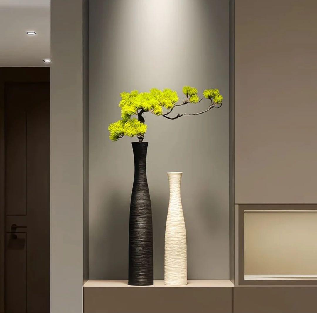 白と黒のスリム花瓶セット