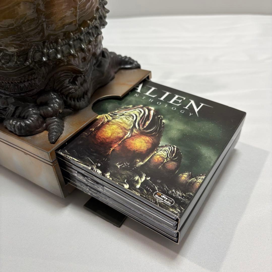 美品　ALIEN ANTHOLOGY Blu-ray & フィギュア　エイリアン