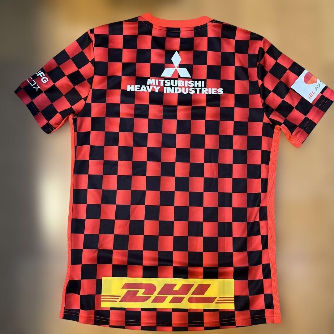 浦和レッズ2020プレマッチトップ 公式戦の試合前に着用するトレーニングトップ