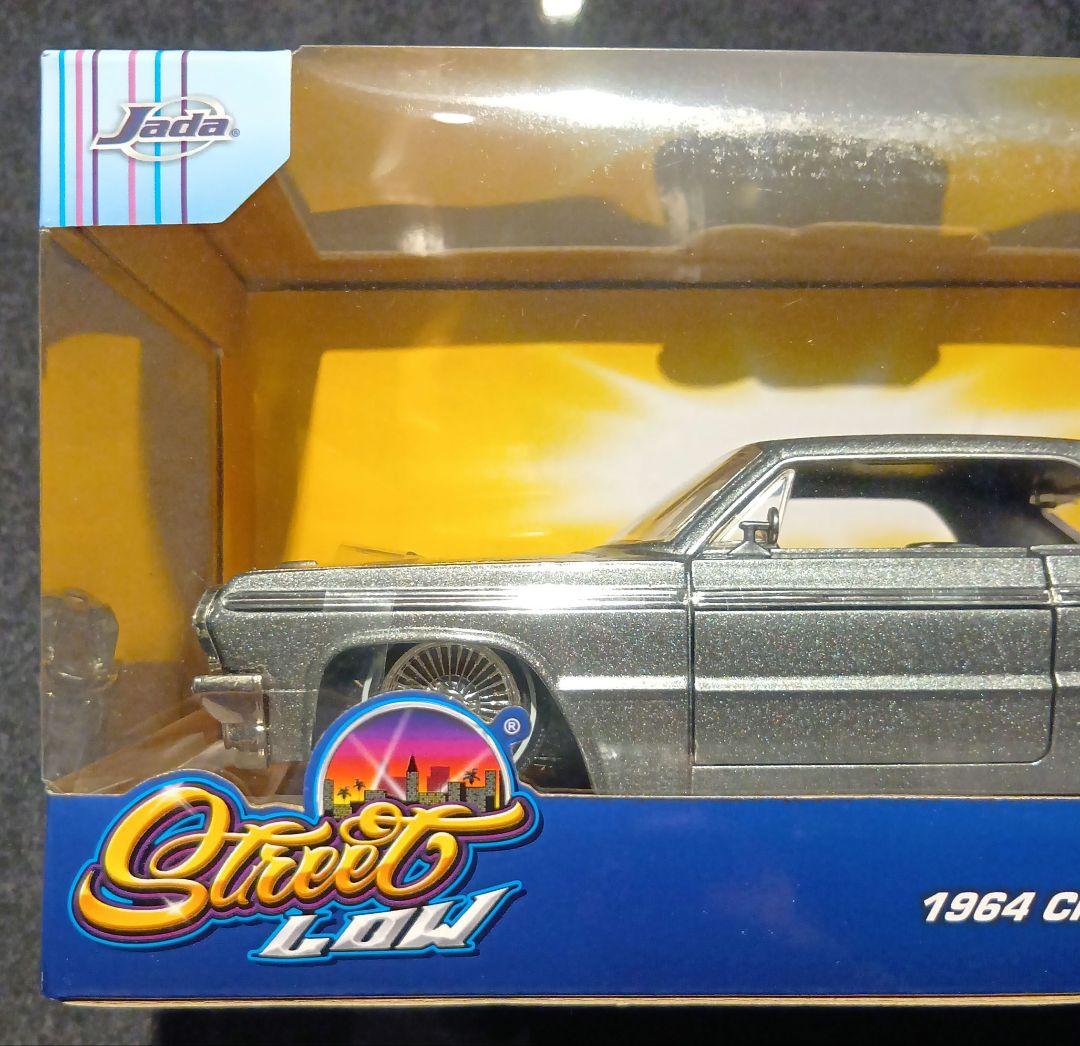 1964Chevy Impala ローライダーミニカー新品未開封✭*当時物☆