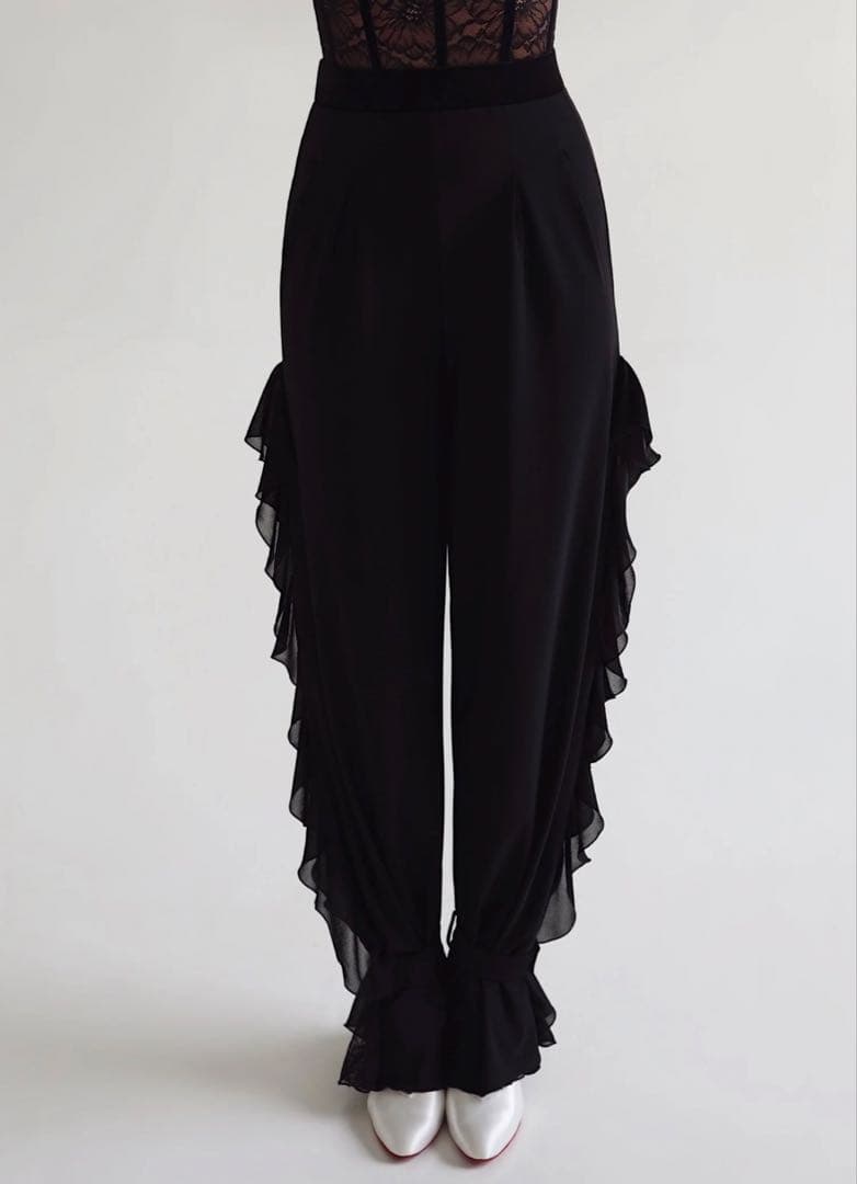 TYX noblesse レースラッフルパンツ