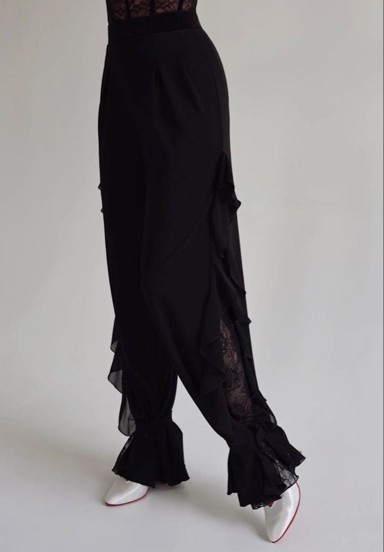 TYX noblesse レースラッフルパンツ