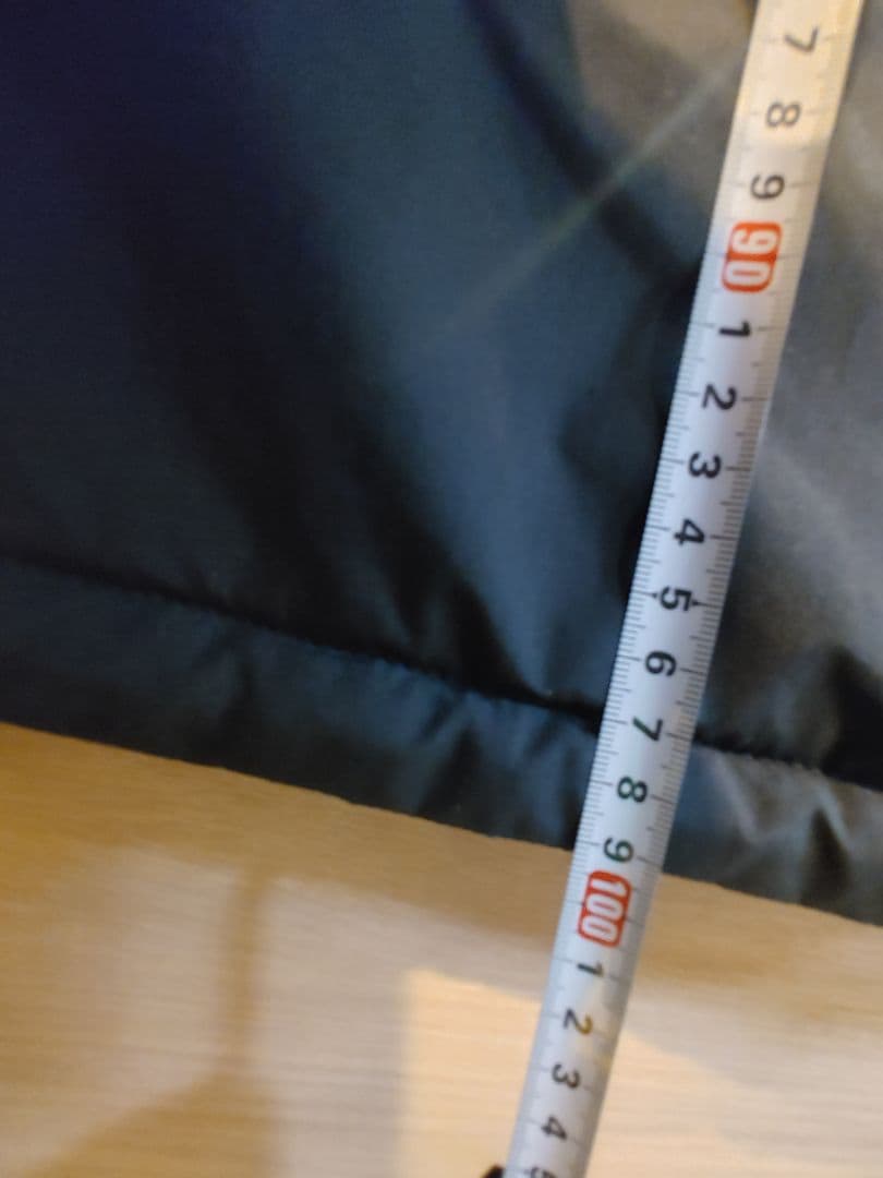 アンダーアーマー　ベンチコート　150センチ YL/JG/J-G ブラック