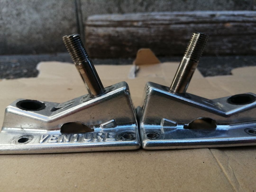 NINJA ベアリングプレス 110mm対応　オマケのトラックのパーツ色々