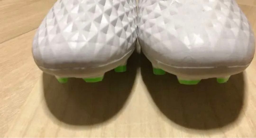 NIKE ティエンポ8