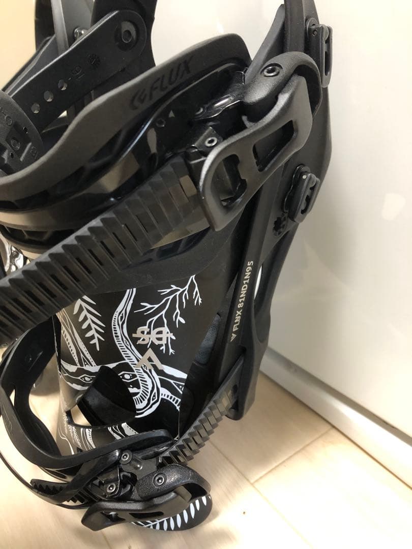 FLUX 81ND1N95 スノーボードビンディング