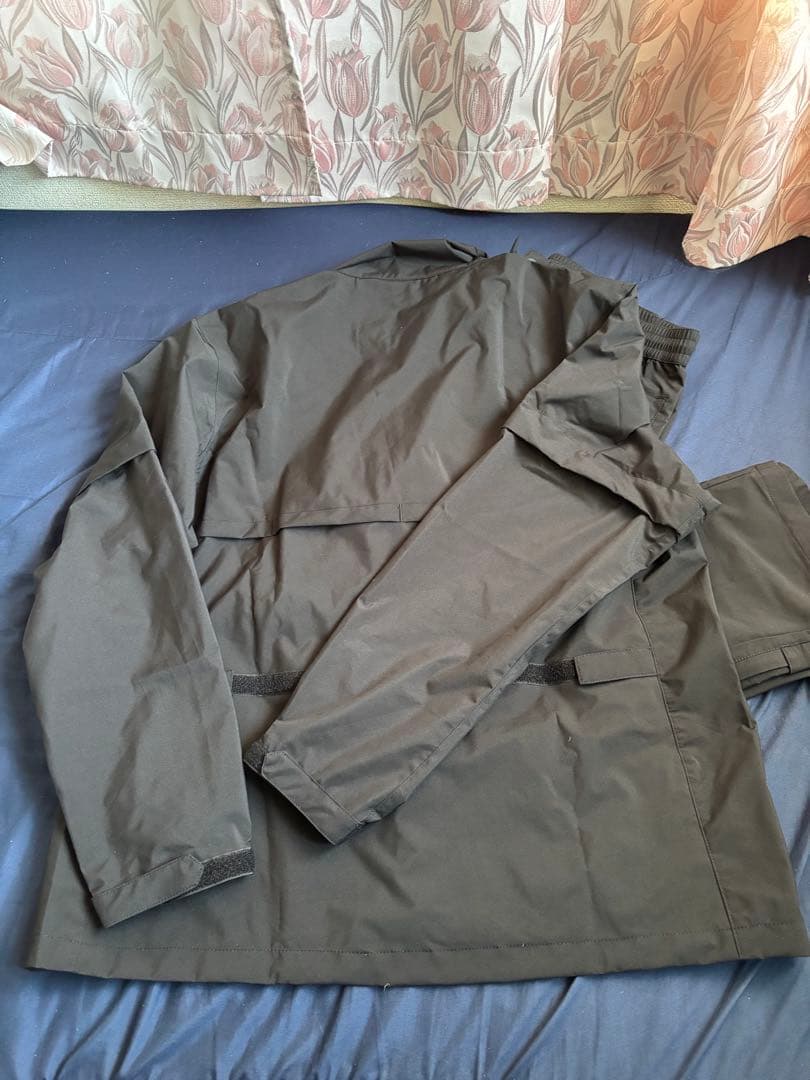 新品 レインウェア 上下 メンズ ゴルフ 耐水圧20,000mm 防水 おまけ付