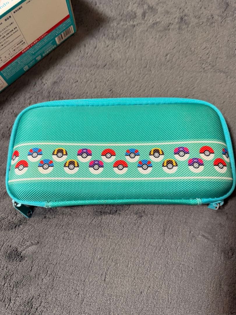 Nintendo Switch Lite [ターコイズ色] ピカチュウカバー付き
