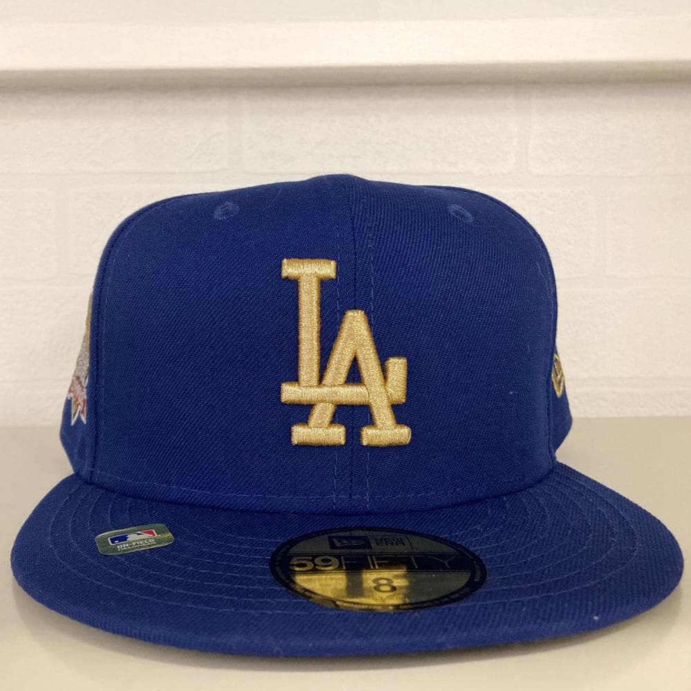 MLB大谷選手ドジャースキャップ　サインとデコピンの刺繍入り　サイズ63.5cm