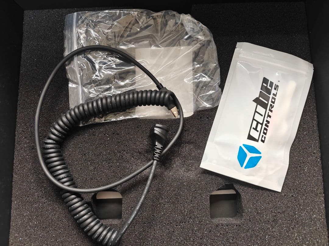 開封のみ Cube Controls F-PRO Blue フォーミュラホイール