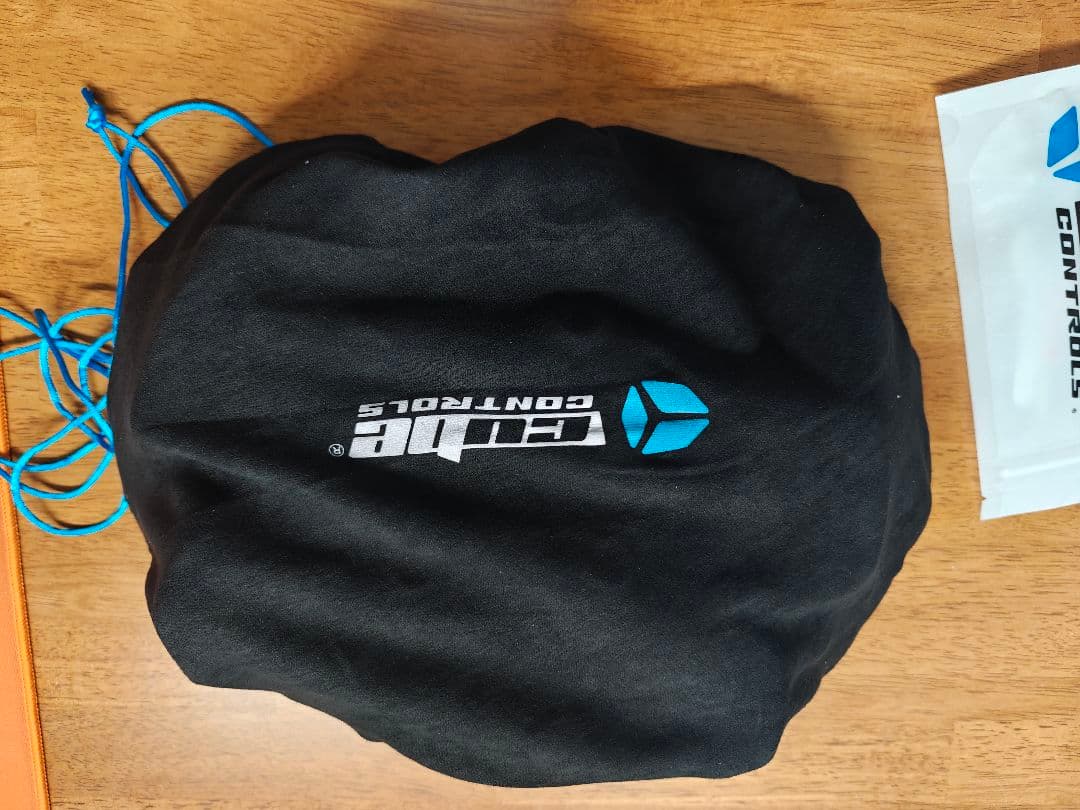 開封のみ Cube Controls F-PRO Blue フォーミュラホイール