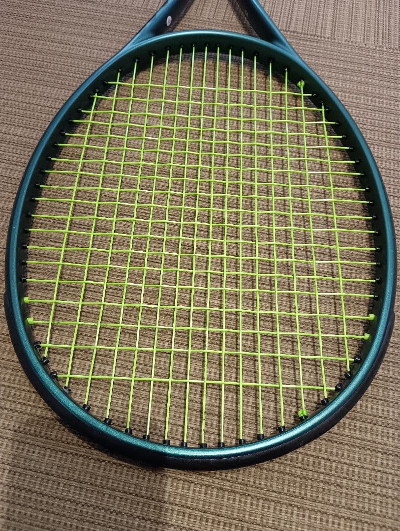 ウィルソン　ブレード98　最新現行モデル