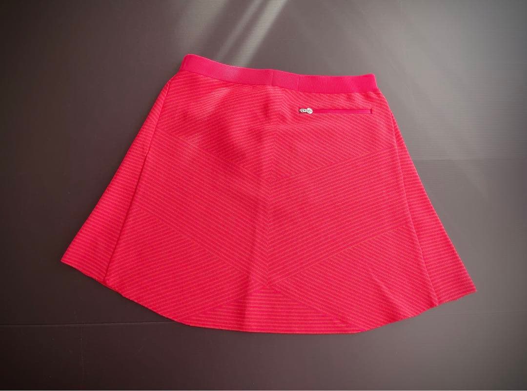 【新品タグ付き】デサントゴルフ　ニットスカート