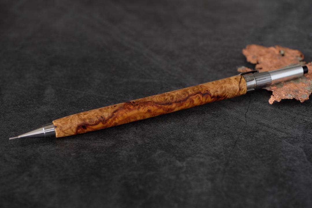 PG5木軸カスタム0254　高村杢工房 製図用シャープペンシル　花梨瘤紅白