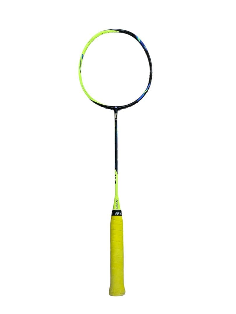 【極美品】YONEX ヨネックス　バトミントン ASTROX77 4UG5 廃盤