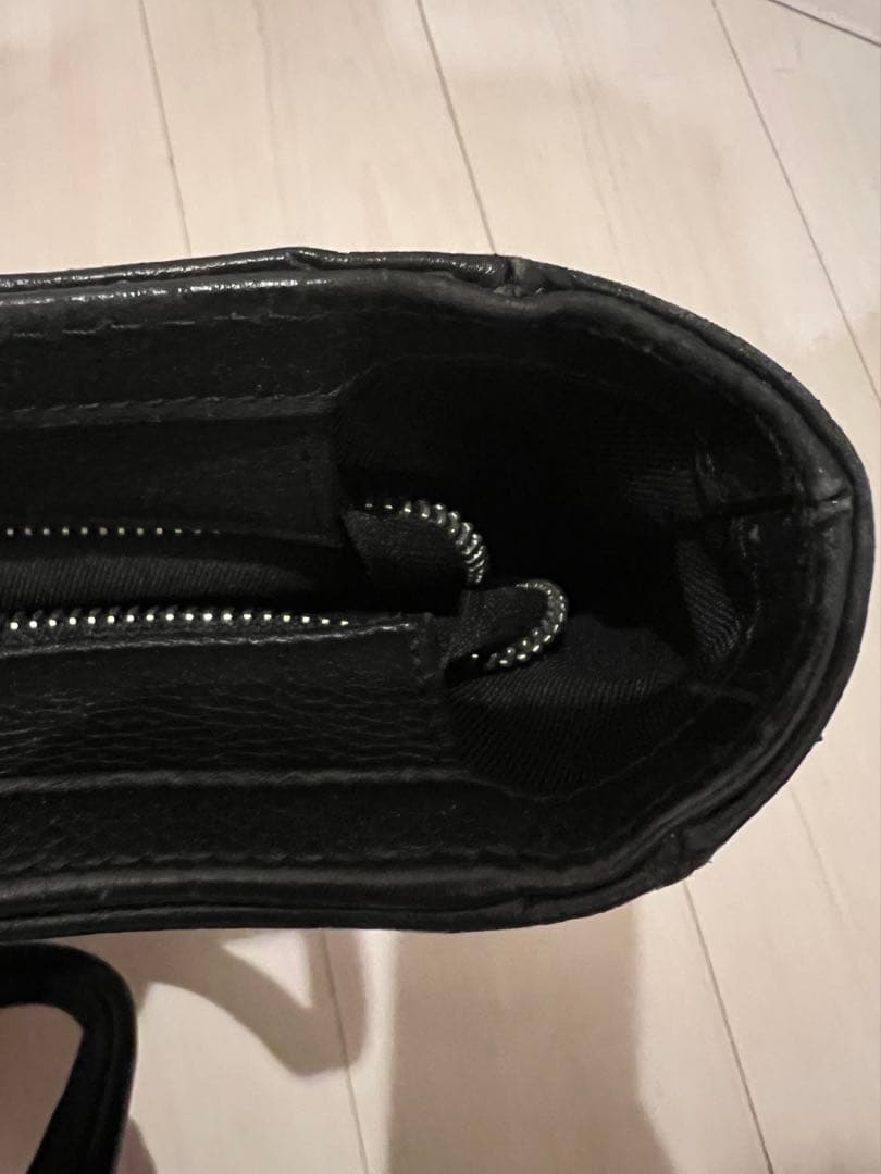 【SHIPS】スマート レザー ヴァーティカル トートバッグ