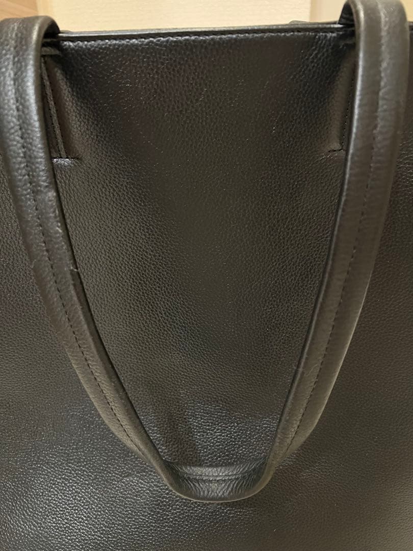 【SHIPS】スマート レザー ヴァーティカル トートバッグ