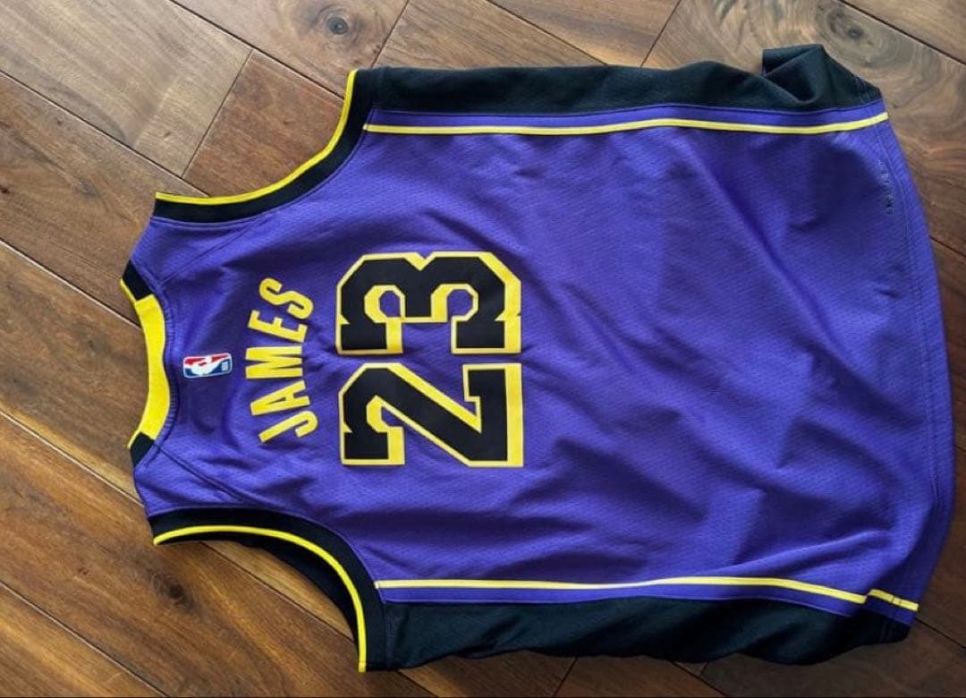 レブロン ジェームズ Lakers ユニフォーム L