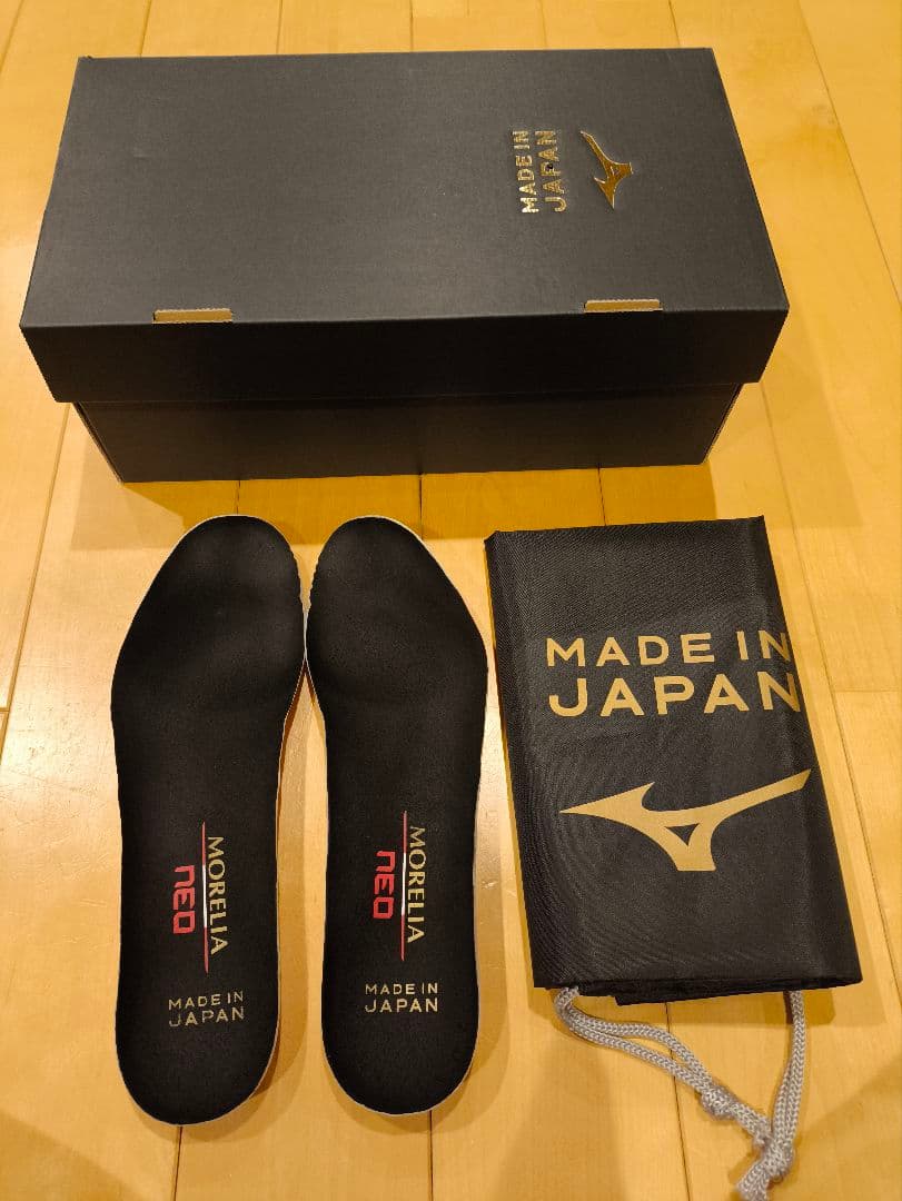 Morelia Neo 4 Japan サッカーシューズ 24.5cm