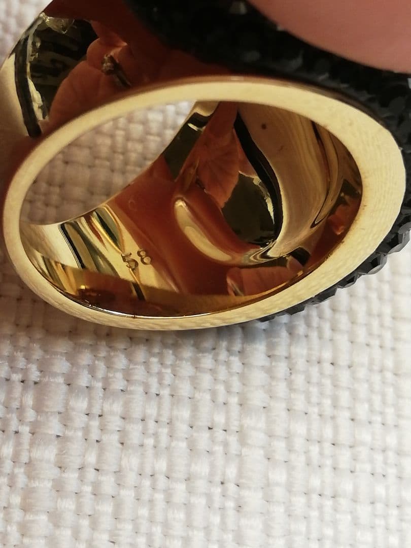 スワロフスキー指輪 アウラニ