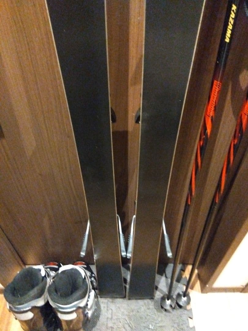 キレイ❗️KAZAMA 男女兼用 スキーセット メンテ・WAX済み✔