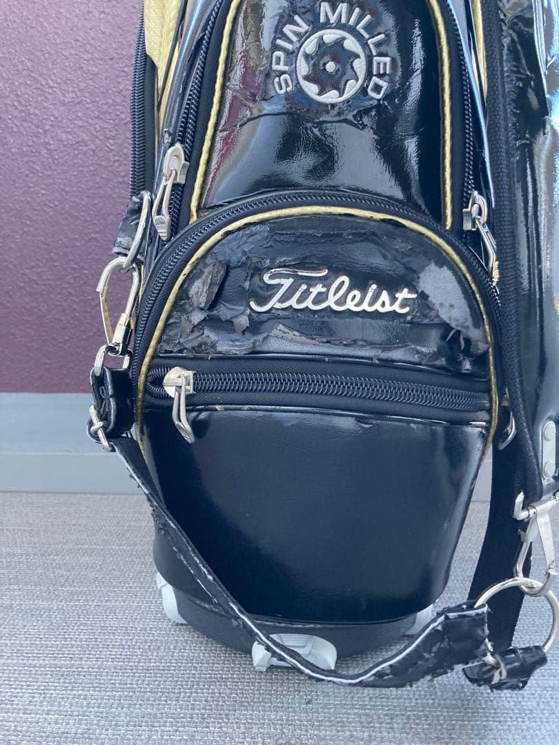 Titleist タイトリスト　キャディバッグ 黒/金