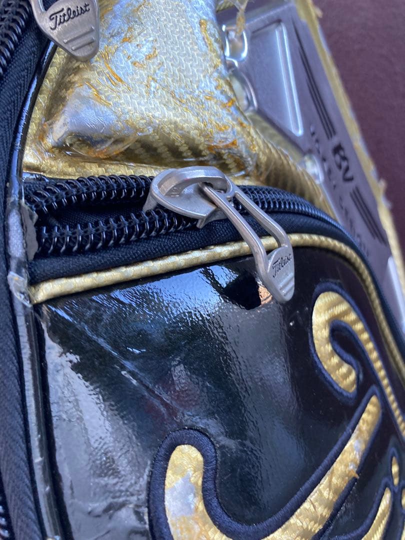 Titleist タイトリスト　キャディバッグ 黒/金