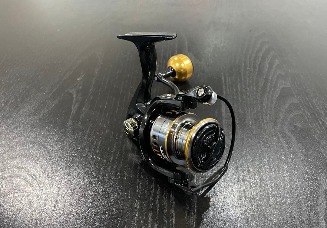 釣りセット2ピーススピニングロッド198cm&2000番リール・ライン糸巻き付き