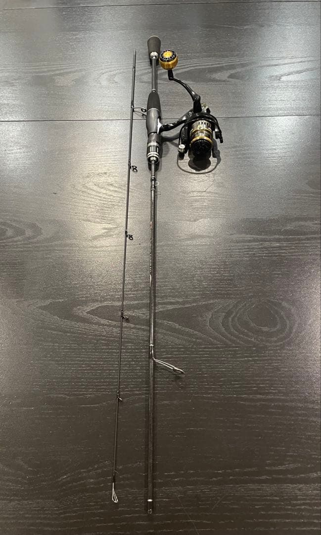 釣りセット2ピーススピニングロッド198cm&2000番リール・ライン糸巻き付き