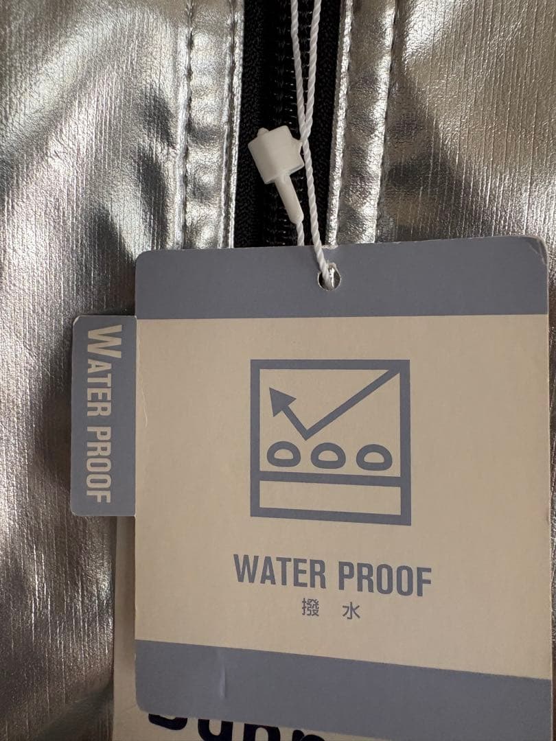 【新品】JACK BUNNY シルバー フードジャケットメンズ　サイズ5