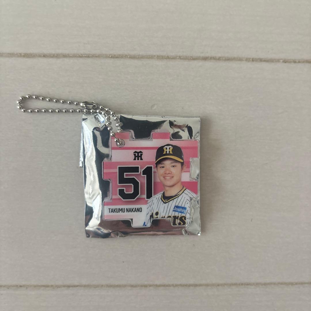 阪神タイガース　レプリカユニフォームＭ（未使用に近い）＆応援タオル他 セット