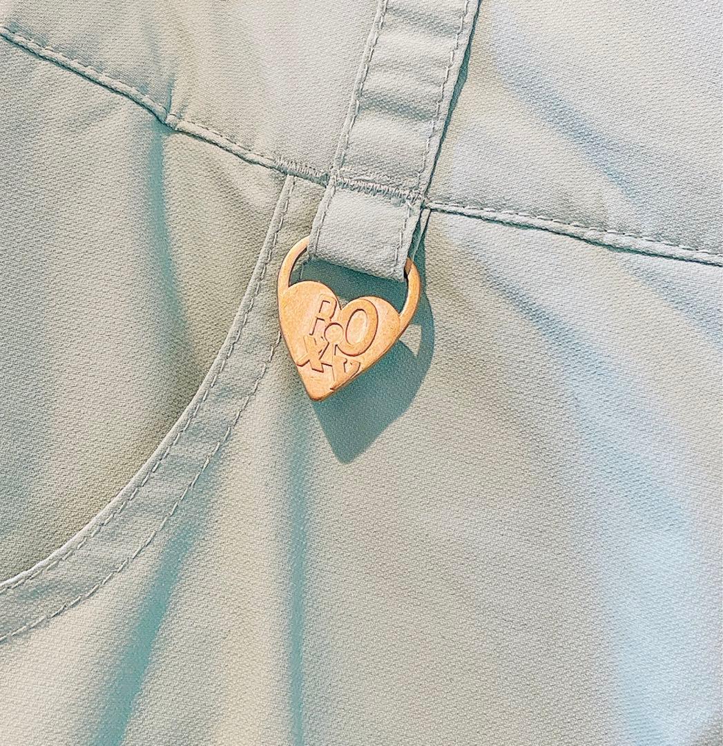 ロキシー 新品 ミントグリーンパンツ スキーウェア スノボウェア パーカー 花柄