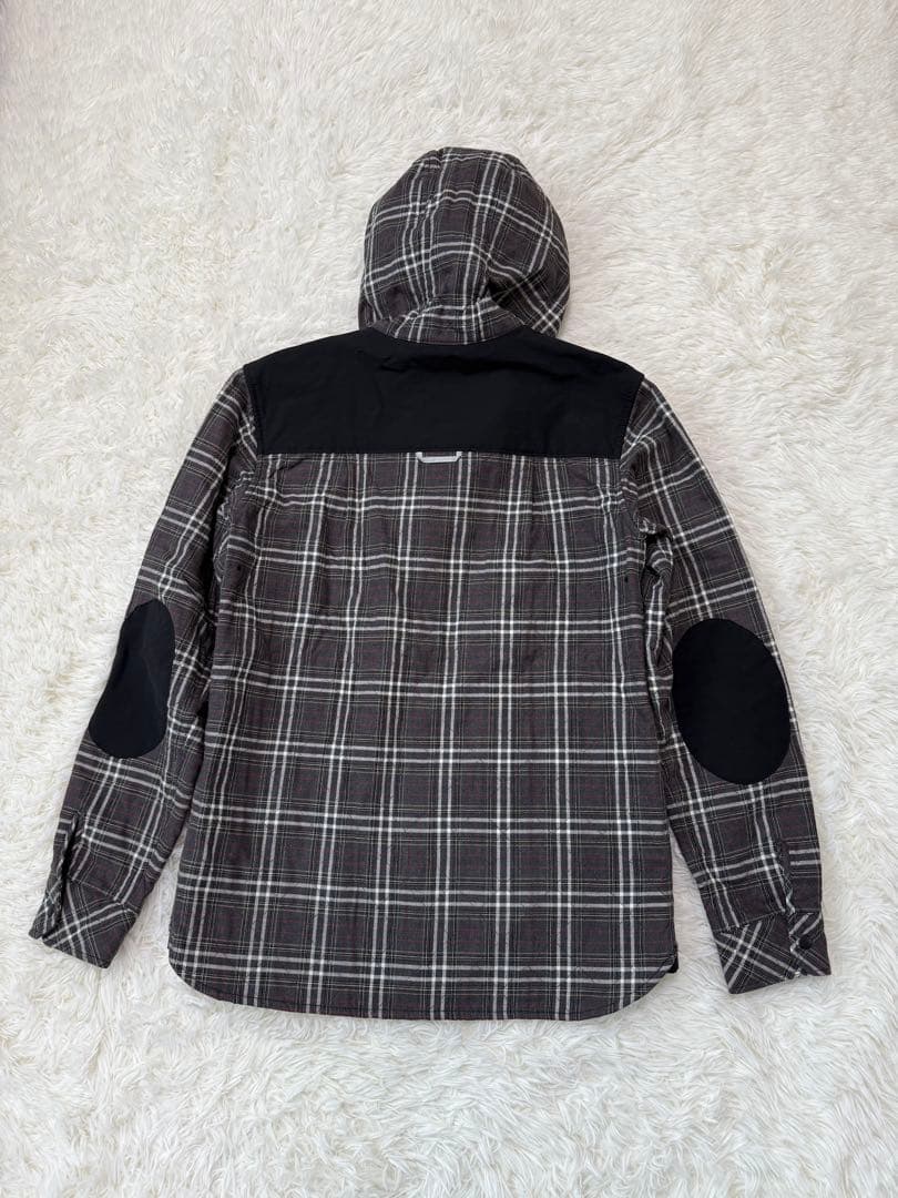 美品　fred perry フード付きパーカー　ブルゾン　チェック　キルティング