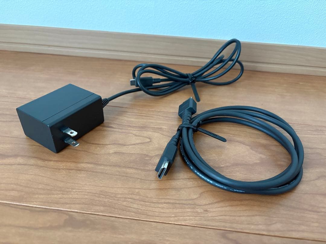 Nintendo Switch スイッチ 本体 + 付属品