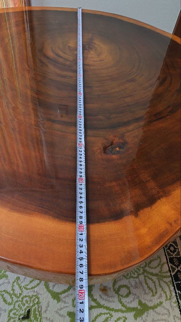 年輪テーブル 一枚板 座卓 ローテーブル サイズ117x107cm　高さ35cm