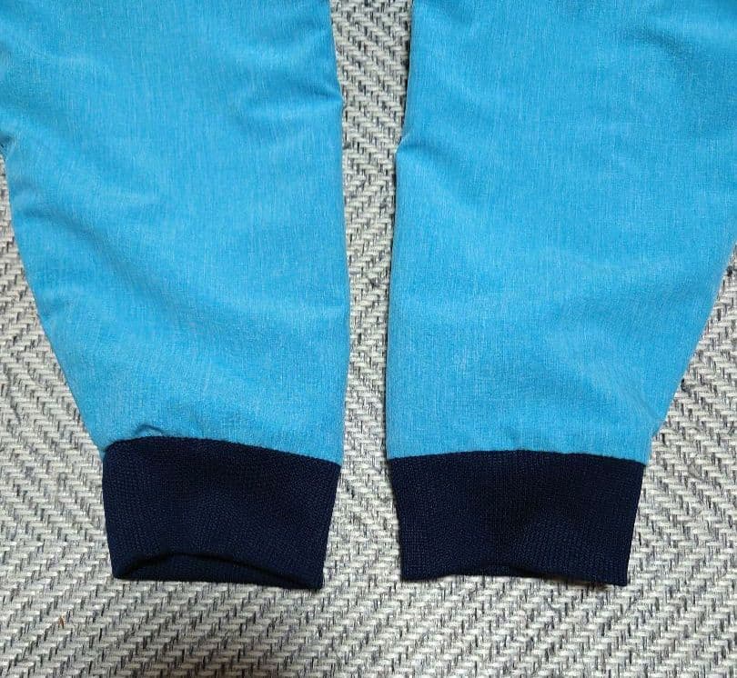 YONEX　ボアリバーシブルジャケット