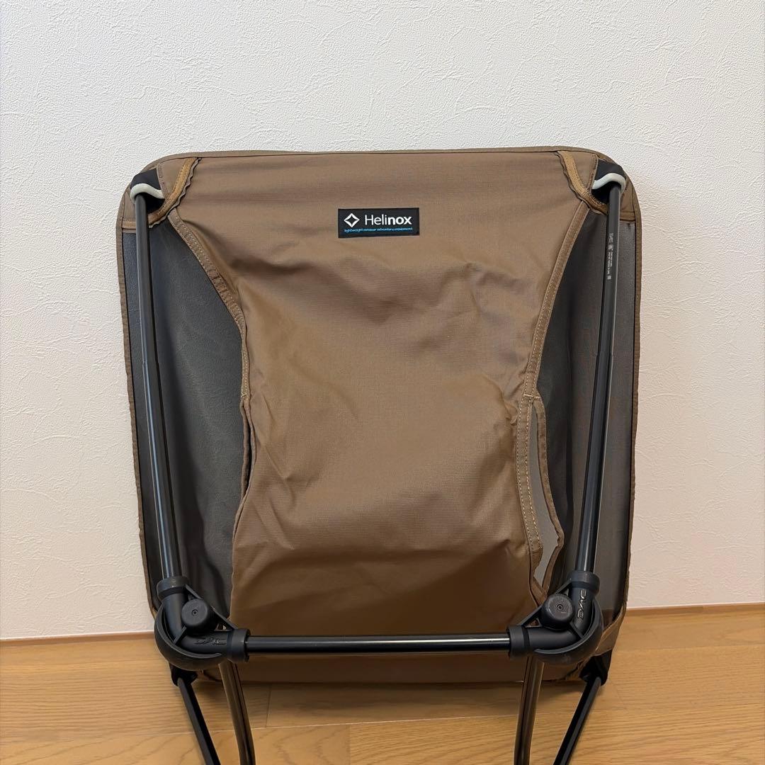 【美品】ヘリノックス グラウンドチェア　コヨーテタン