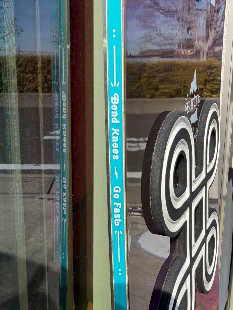 BURTON FEELGOOD Flying V 140cm 使用半日のみ