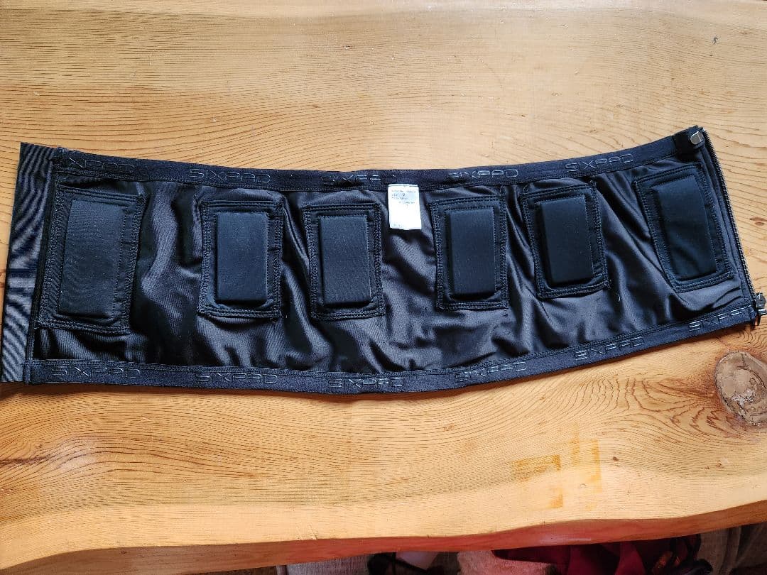 美品　SIXPAD PowerSuit コアベルト　Mサイズ