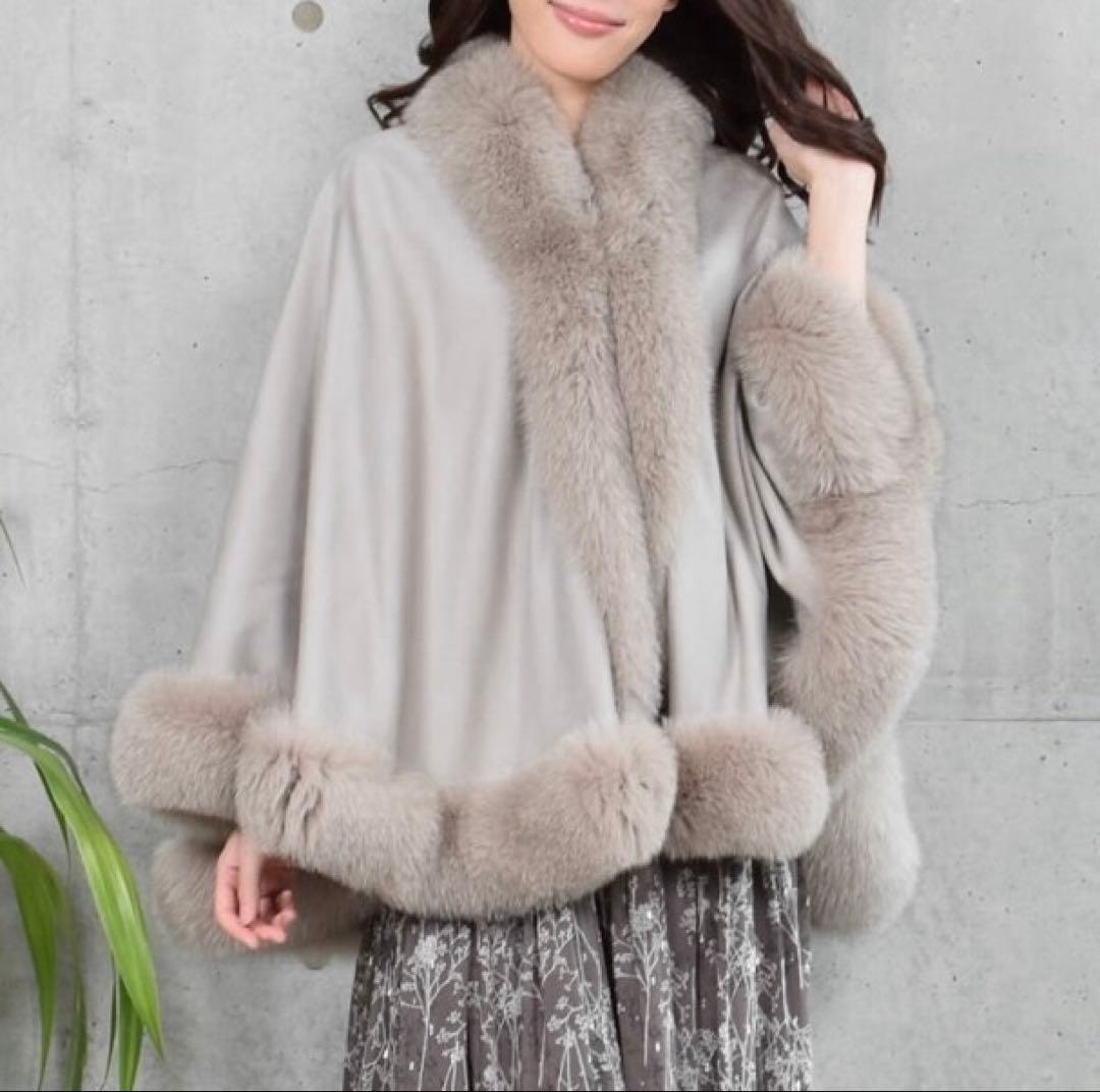 ポンチョ　ケープコート　カシミヤ　最高級　サガファー　エレガンス　ベージュ