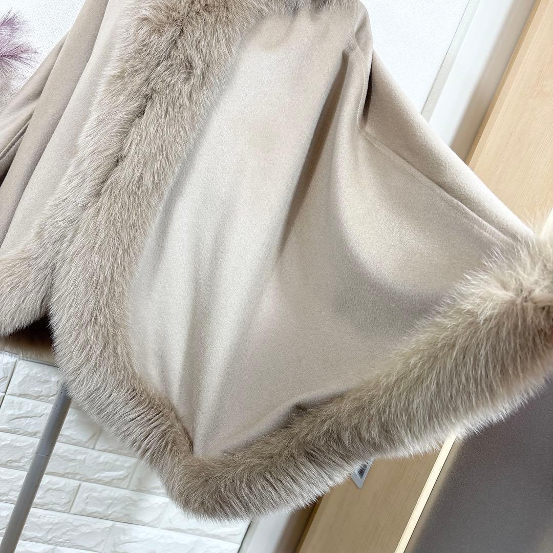 ポンチョ　ケープコート　カシミヤ　最高級　サガファー　エレガンス　ベージュ