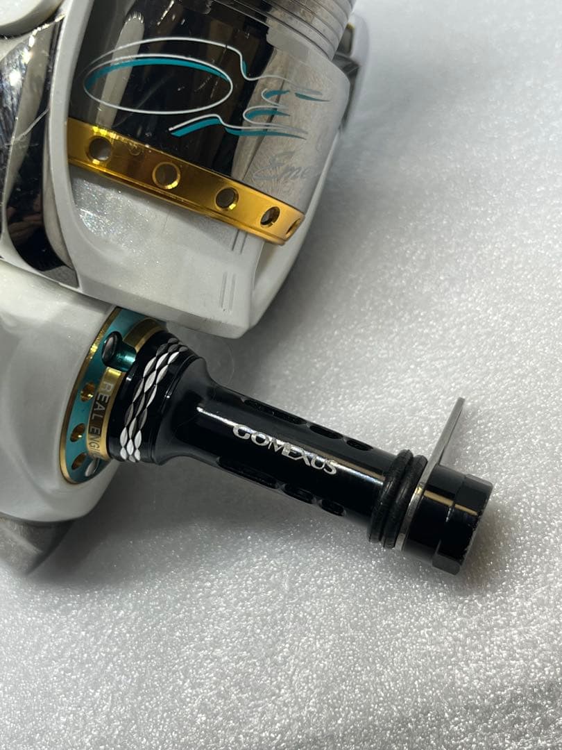 ダイワDAIWA スピニングリール 09エメラルダス 2506