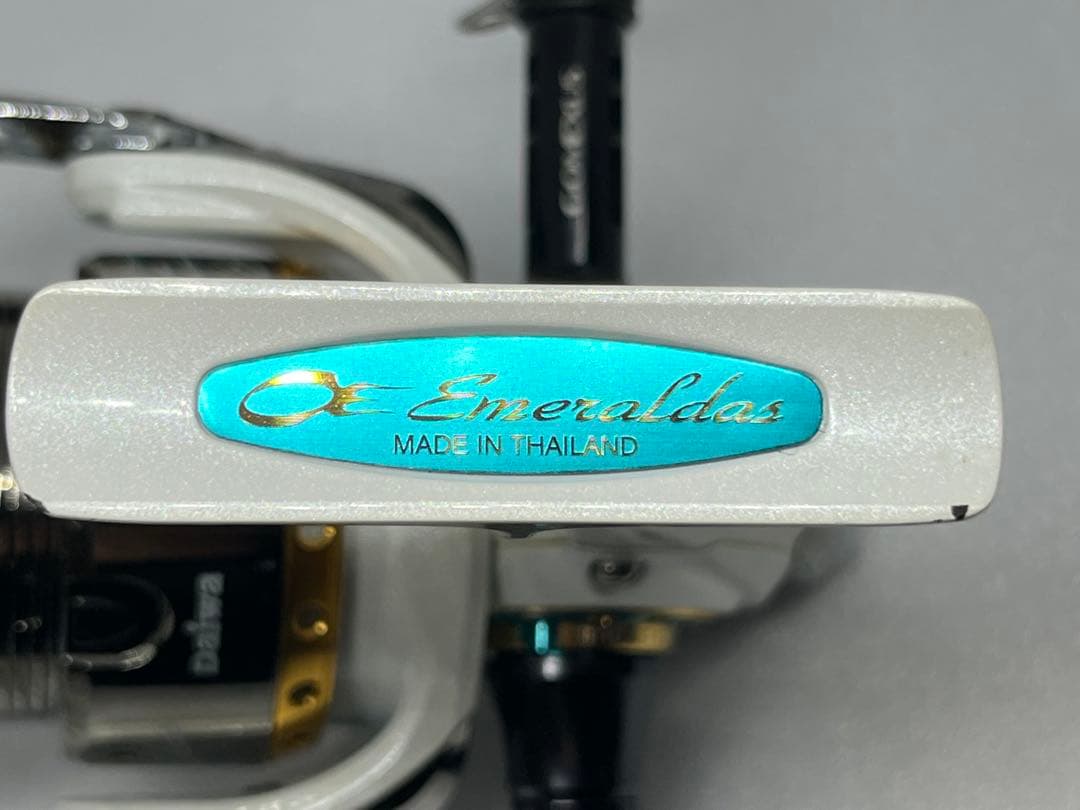 ダイワDAIWA スピニングリール 09エメラルダス 2506