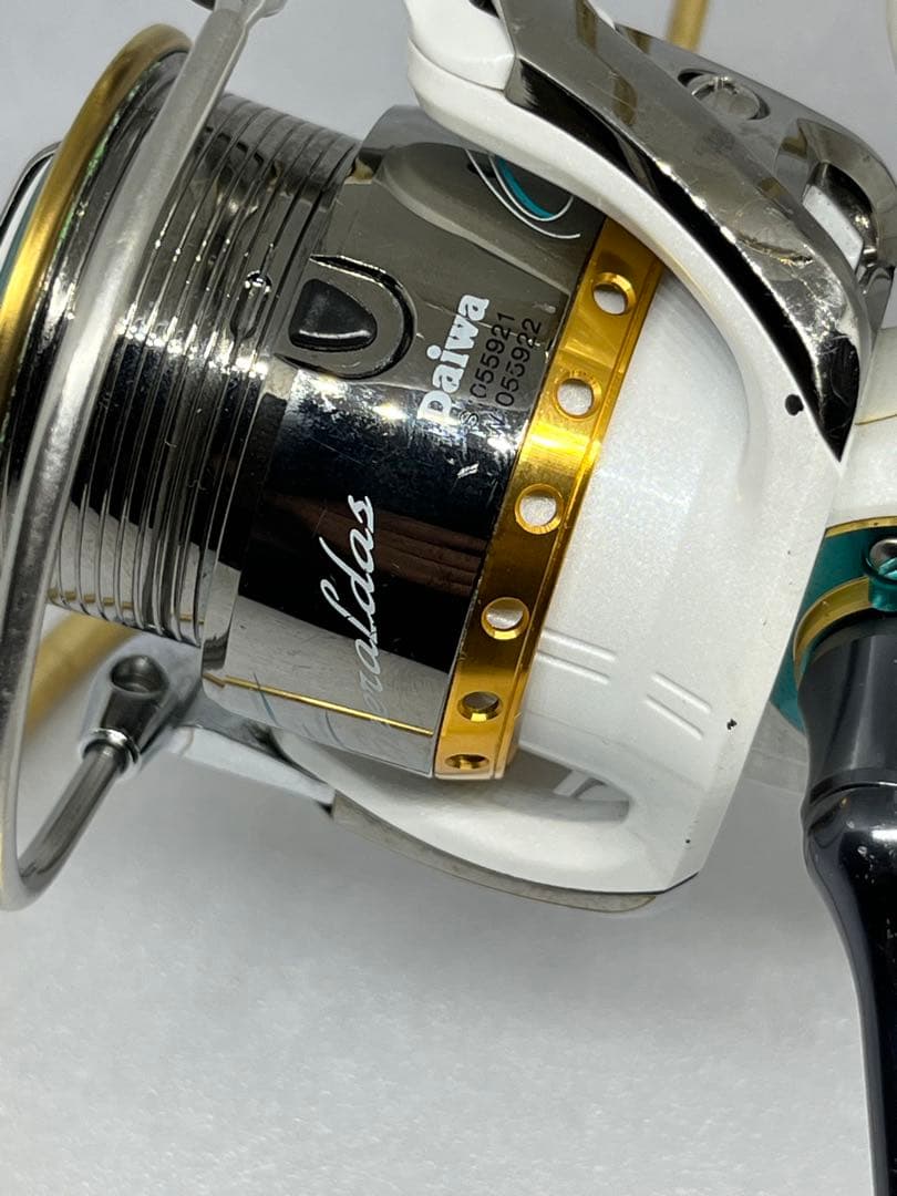 ダイワDAIWA スピニングリール 09エメラルダス 2506