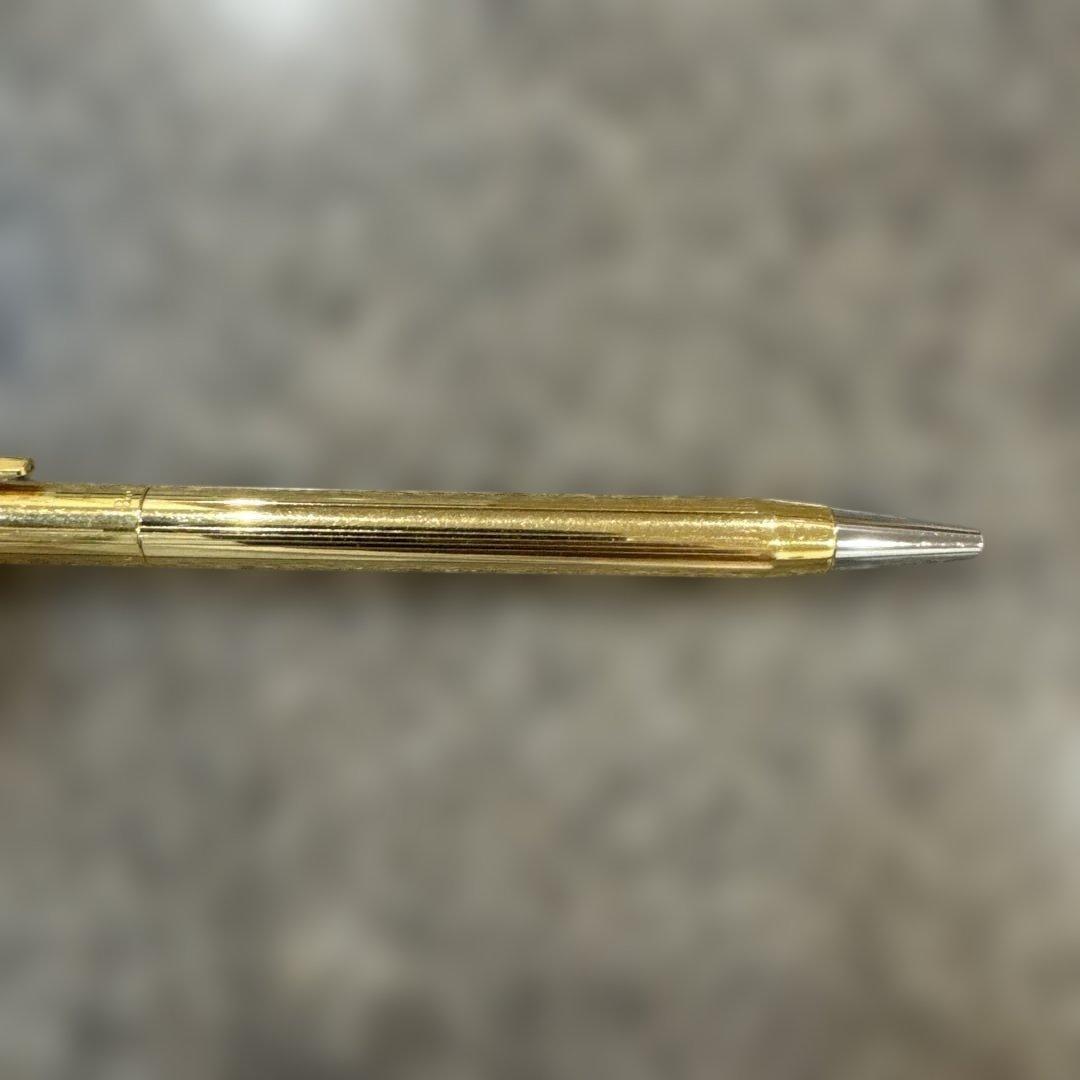 ベルエクラ(パイロット製造)　ボールペン　ダイヤモンド3個仕様