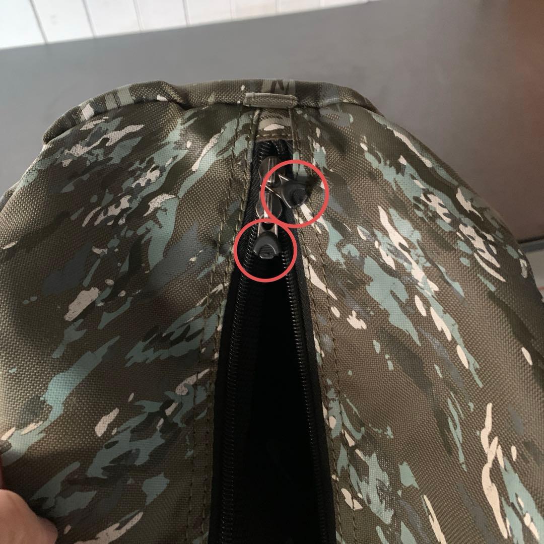 OAKLEY キャディバッグ スタンド型 迷彩柄（中古品）