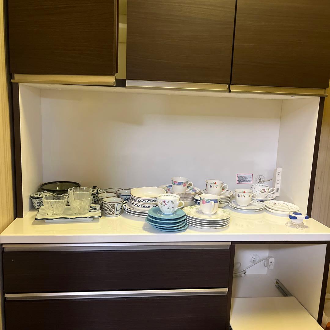 ニトリキッチンボード　食器棚